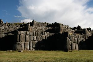 sacsayhuaman_walls